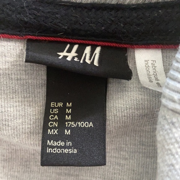 H&M Button Up cardigan - Picture 4 of 4